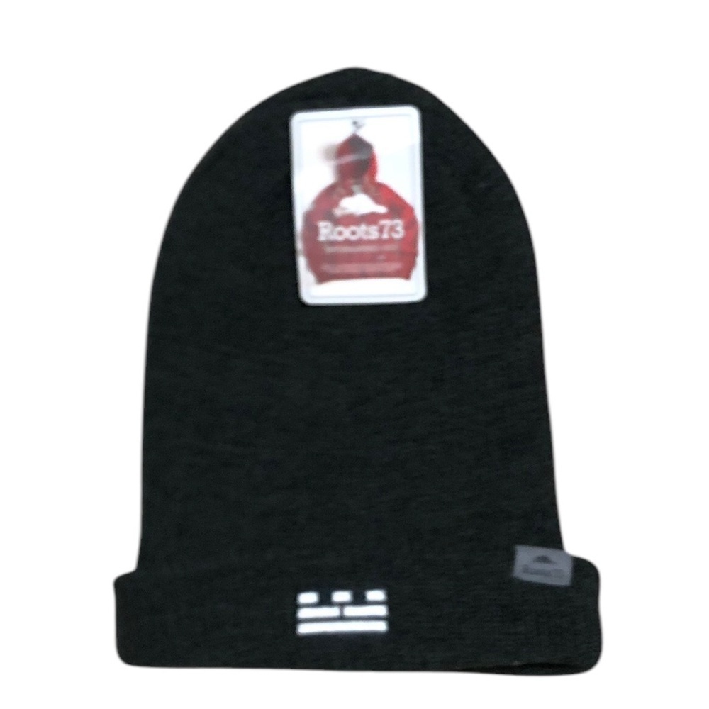 Roots73 Beanie NWT unisex
